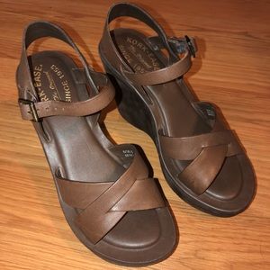 Kork- Ease Ava Wedge Brown Leather Excellent